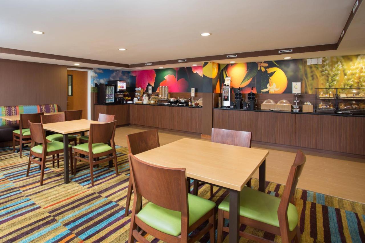 Fairfield Inn Manchester - Boston Regional Airport מראה חיצוני תמונה